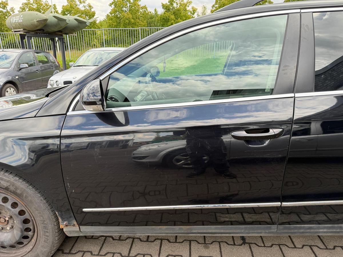 VW Passat 3C B6 original Tür vorn links L041 Brillantschwarz Rohbau BJ05
